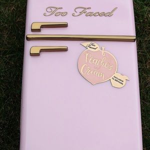 💖ISO💖: Too Faced PR empty Box